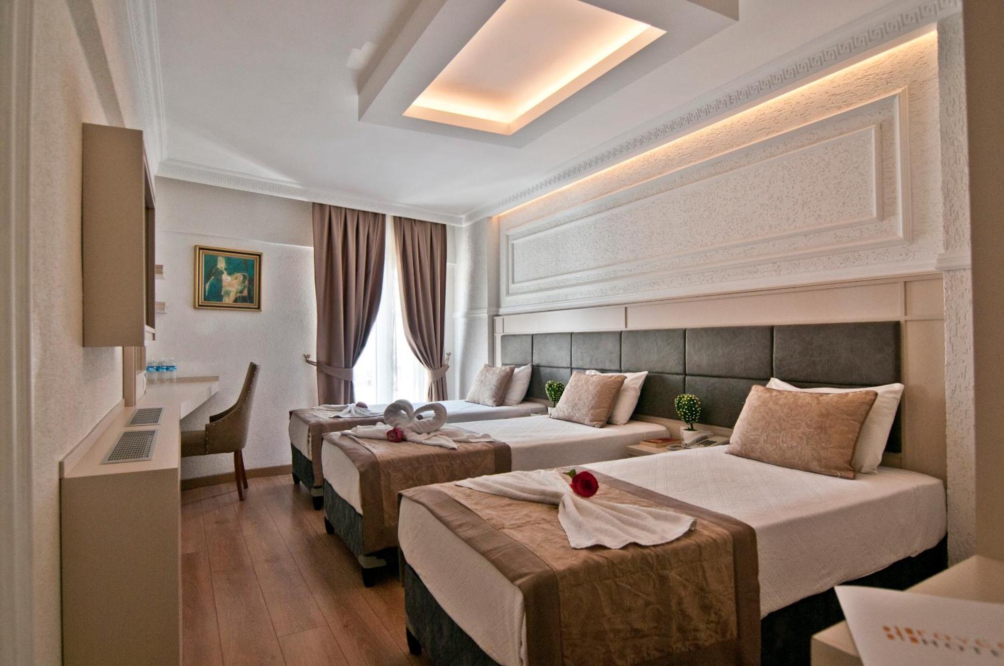 Royce Hotel Istanbul Exterior photo